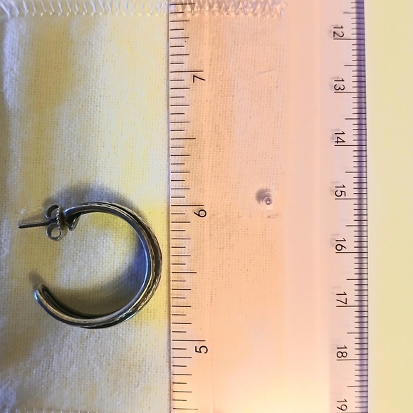 Retired James Avery Hammered Multi-Wire Hoop Ear Posts 1" Great Oxidation! - Picture 7 of 8